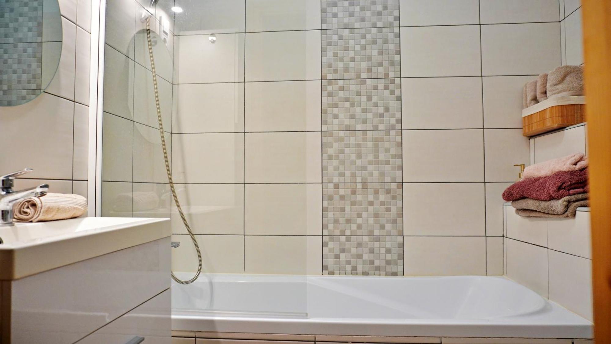 Foter Apartman Kiskunhalas Exteriér fotografie